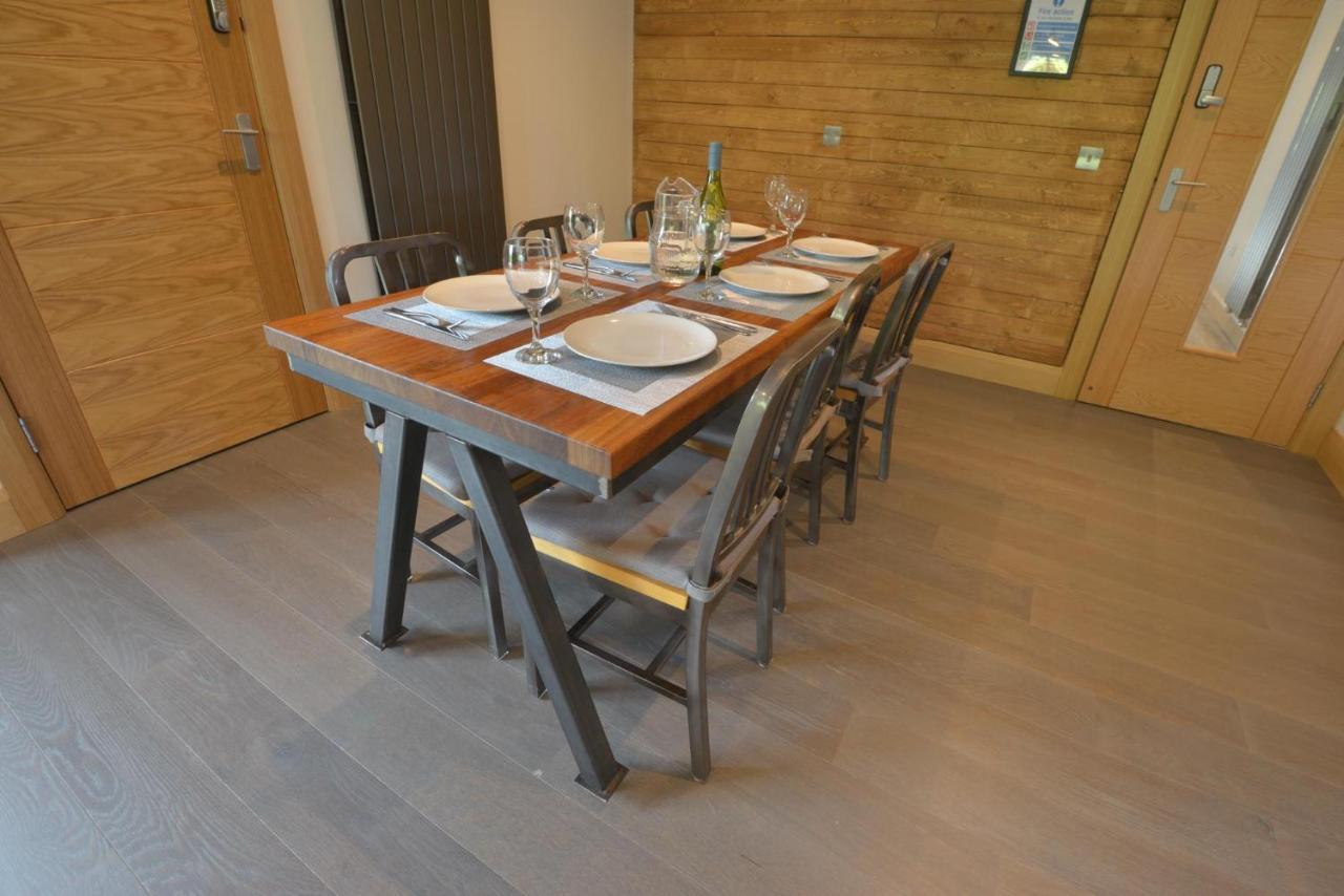 Вилла The Shack & Pods At Inchree Corran  Экстерьер фото